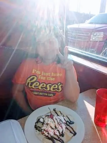 Sopapilla with Ice Cream
